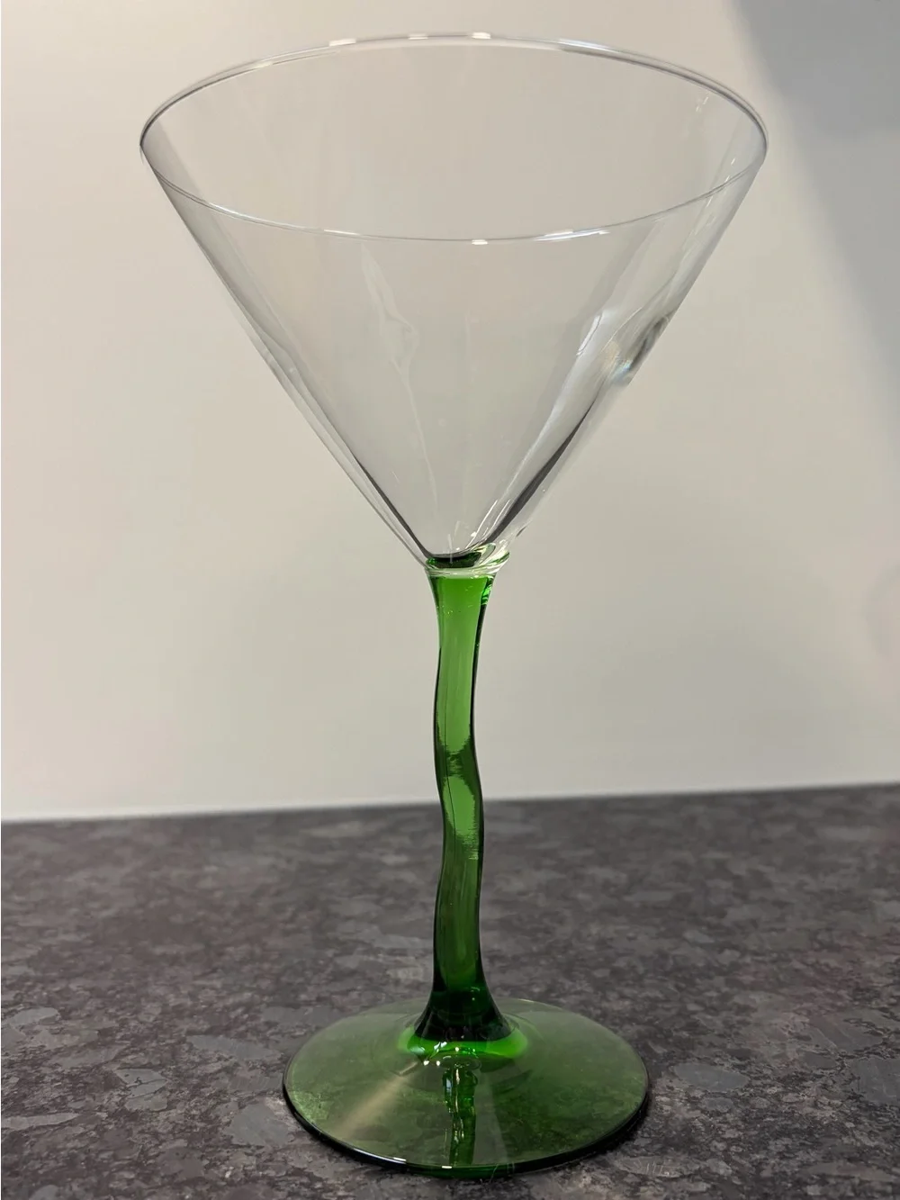 Vintage Green Wavy Stem Martini Glasses - Set of 2J